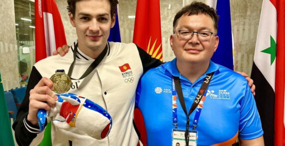 Кыргызстанец Денис Петрашов выиграл вторую золотую медаль на чемпионата Азии по плаванию