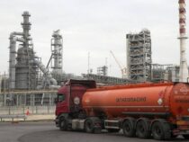 Россия ограничит экспорт бензина. Это не отразится на Кыргызстане