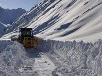 Из-за обильного снегопада закрыт участок дороги Казарман — Акталчат