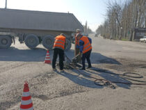 В Бишкеке начали ямочный ремонт дорог. Возможны пробки