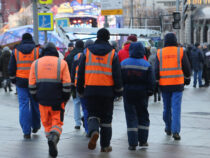 Из России хотят выгнать мигрантов, работающих не по профессии