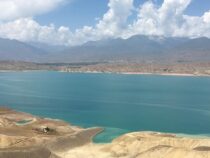 Уровень воды в Токтогульском водохранилище опустился ниже 8  млрд м³