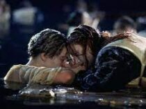 Плот из фильма «Титаник» выставили на аукцион в США