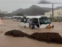 Наводнения в Омане: погибли 12 человек