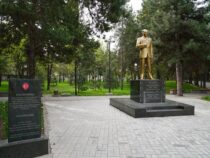 Мэр Бишкека: Незаконные объекты в парке Ататюрка снесут