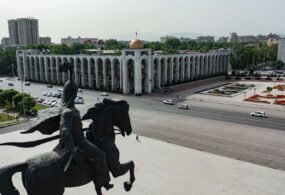Площадь Ала-Тоо в столице закрывают на реконструкцию