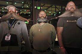 Бородачи США связали бороды в самую длинную “цепь”