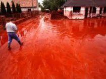 Туристов предупредили о «кровавом дожде» в Испании
