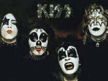 Группа Kiss продала права на свою музыку и образы