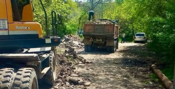 В Бишкеке закрыли на ремонт улицу Безымянную
