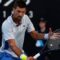 Теннисисту Джоковичу разбили голову брошенной бутылкой на «Мастерсе»