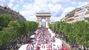 4 тыс. человек приняли участие в самом масштабном пикнике в Париже