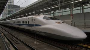 В Японии задержали более 170 поездов из-за оставленной сумки