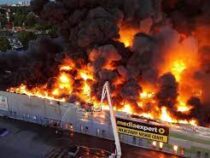 Пожар в ТРЦ Варшавы: сгорело больше 80% комплекса